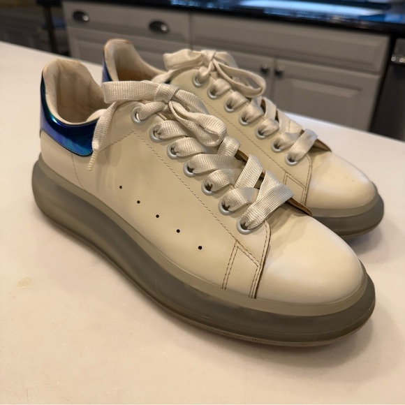 Alexander McQueen Men’s Oversized Sneaker White Iridescent EU 42 US 9 - Picture 4 of 16